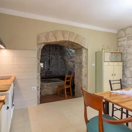 Holiday home Mit Privatpool Fuer 7 Personen Ca 160 Qm In Sveti Bartul, Istrien Bucht Von Rasa Labin (Istria)