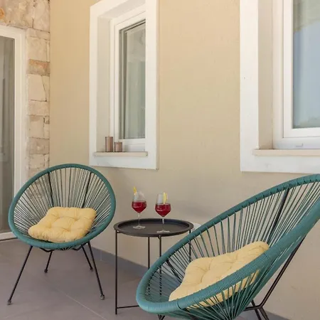 Mit Privatpool Fuer 7 Personen Ca 160 Qm In Sveti Bartul, Istrien Bucht Von Rasa Holiday home Labin (Istria)